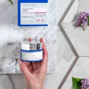 کرم ضد التهاب و قرمزی پوست های حساس ARKANA